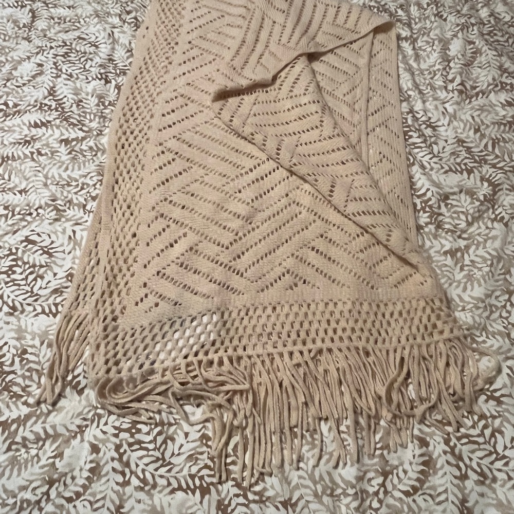 Shawl new with tags never worn.